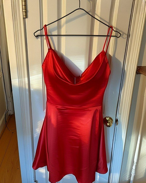 My Husband Bought Me a Dress and It Made Me File for Divorce