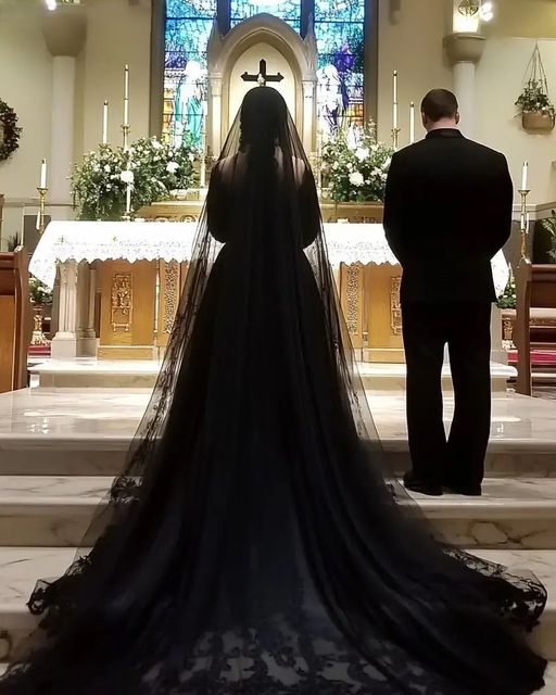 My Fiancée Wore a Black Dress to Our Wedding – When I Found Out Her Reason, My Life Was Never the Same